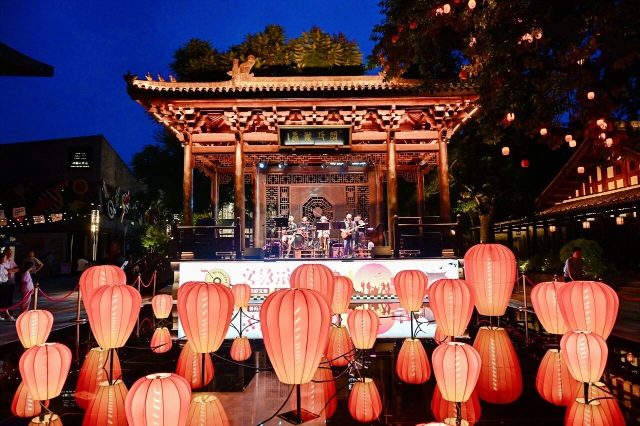 195万人次！国庆中秋双节长假邛崃火出圈