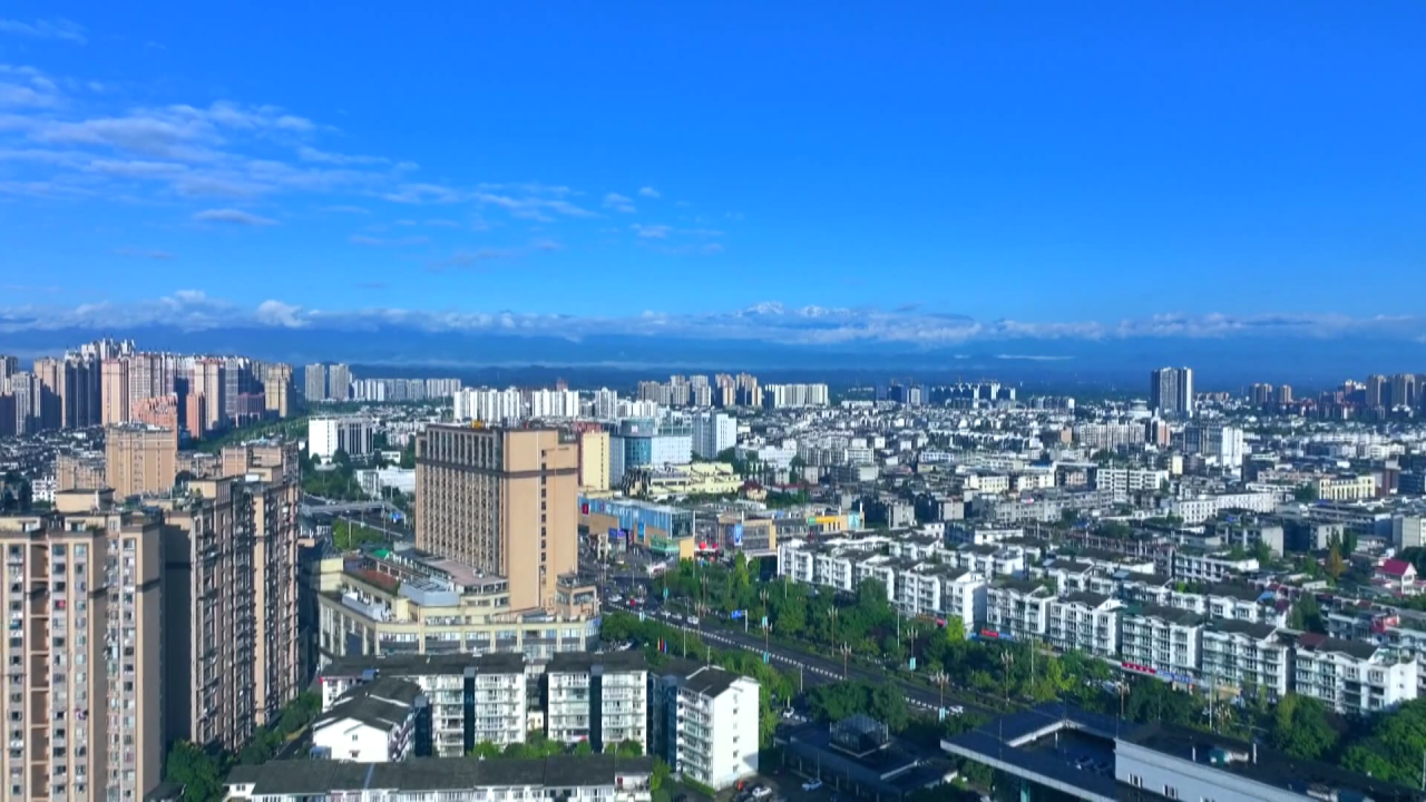 1月19日，市委常委会召开会议，传达学习习近平总书记重要讲话精神，以及上级有关会议、文件精神，研究邛崃贯彻落实举措。市委