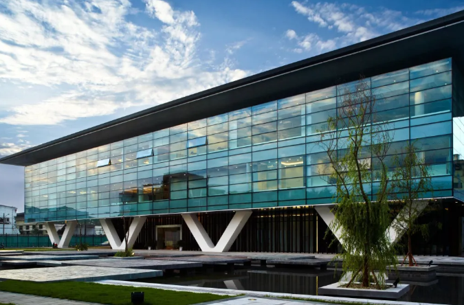 记者探“春糖”② | 解码文君酒“五老”品质，时间是最好的调酒师