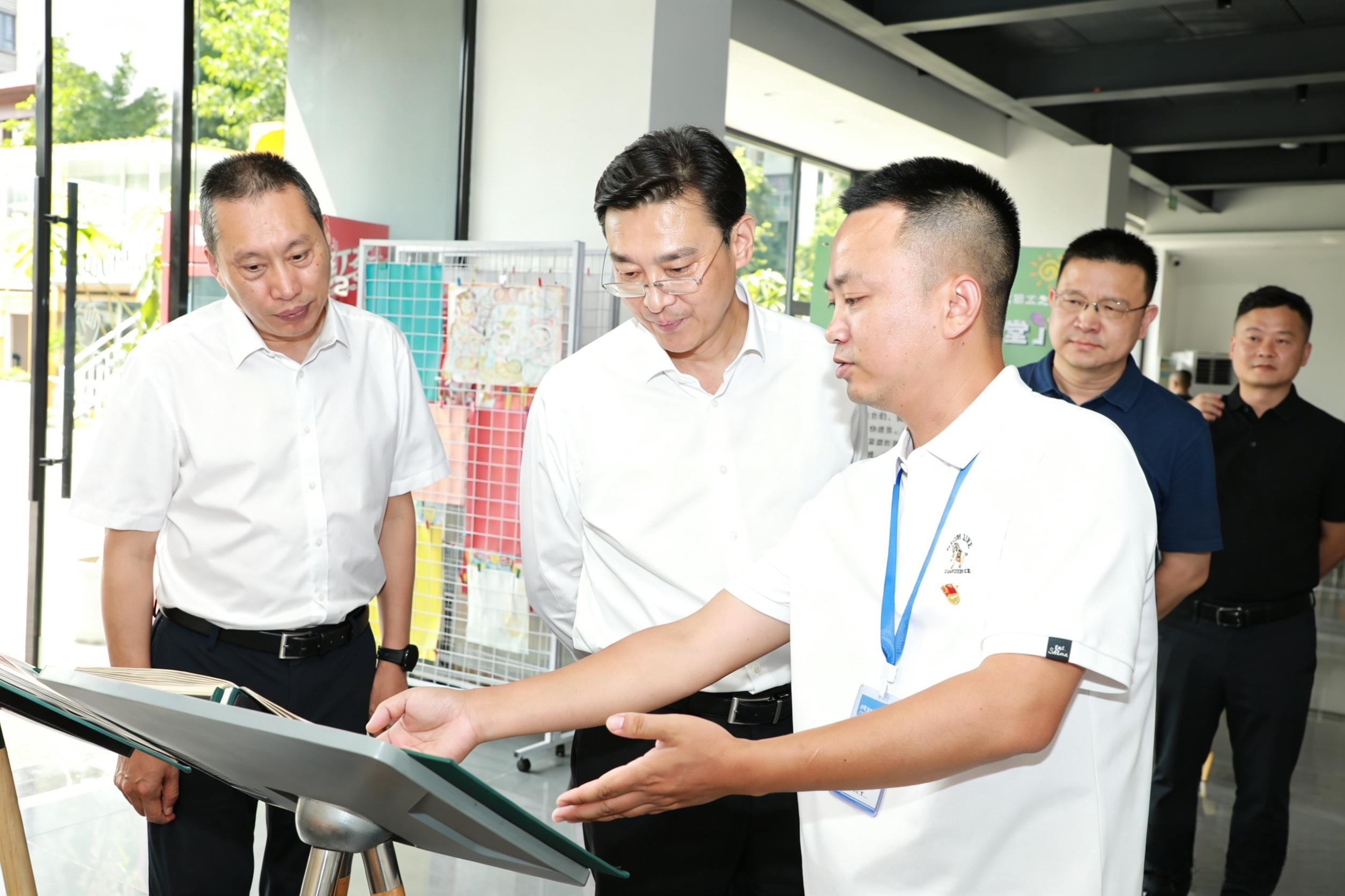 邵革军到邛崃专题研究调度民生领域信访问题集中治理相关工作