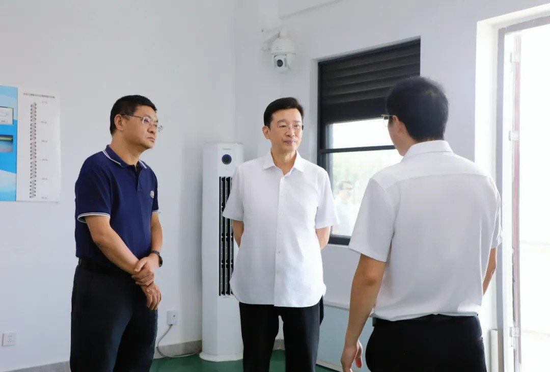 邵革军到邛崃市宣讲省委、成都市委全会精神并调研